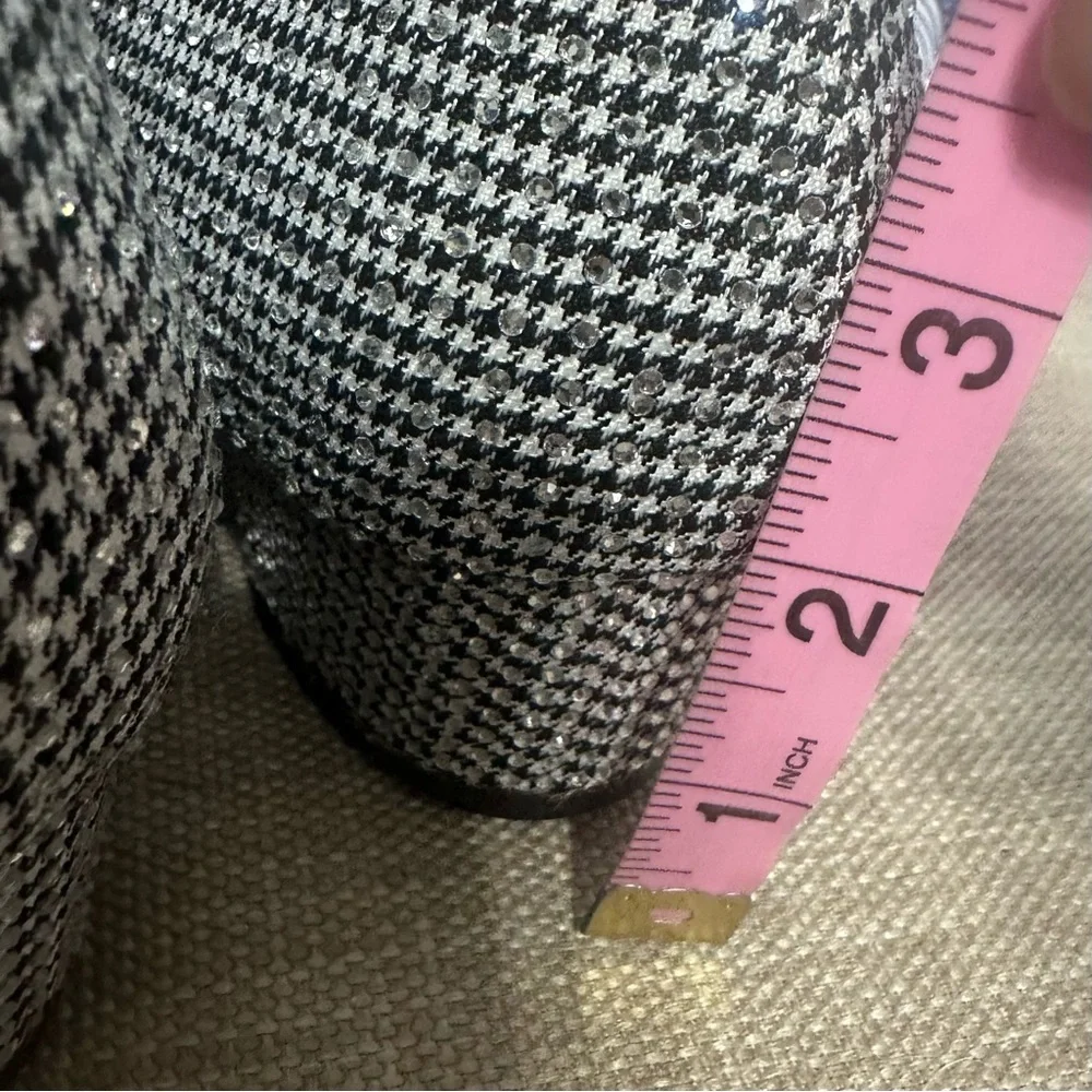 Kurt Geiger Houndstooth and Rhinestone Ankle Boots NWOB 5 YOUTH or 6.5 Women’s